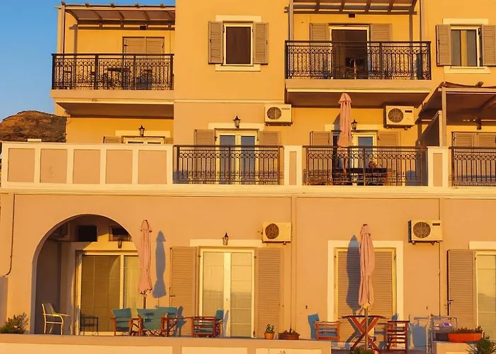 Beachfront Panorama In Kythira Apartment *
